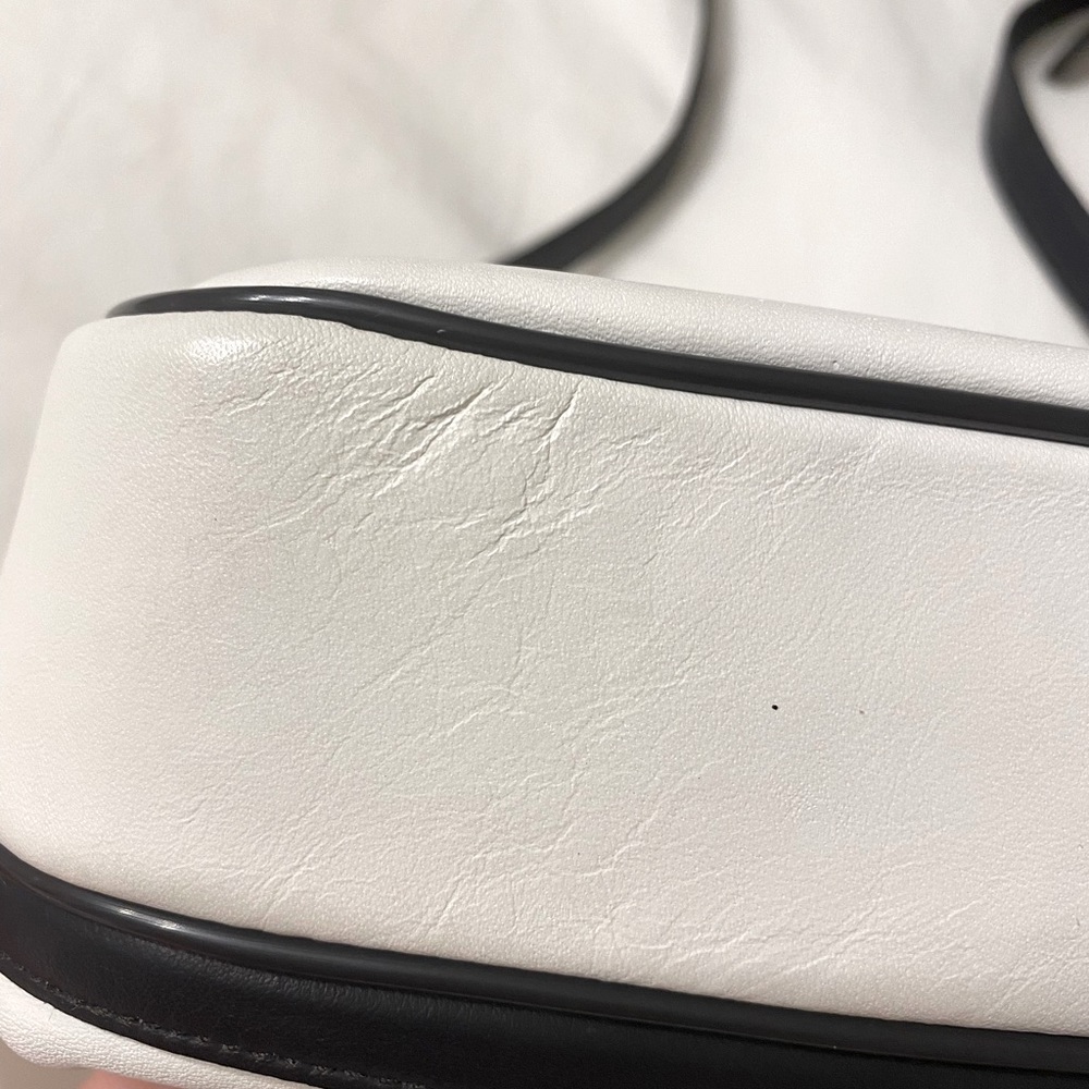 Etienne Aigner Leather Handbag - white with navy trim - Crossbody Bag - Picture 8 of 16